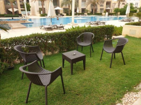 Mangroovy - Delicate 1BR Ground floor by the Pool
